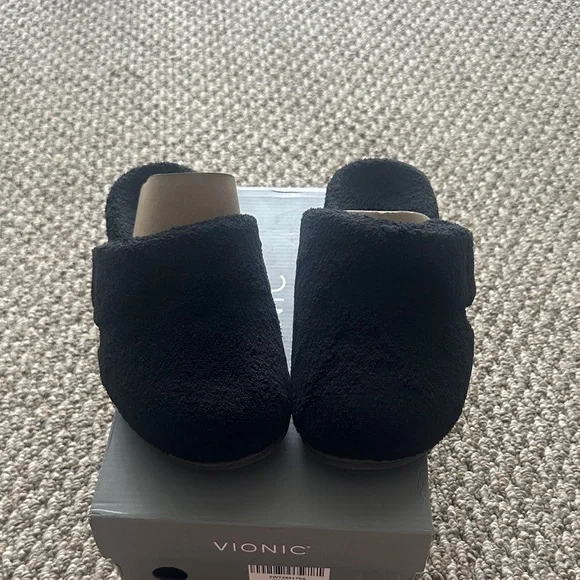 NWT Vionic Gemma Black Slippers - Picture 2 of 10